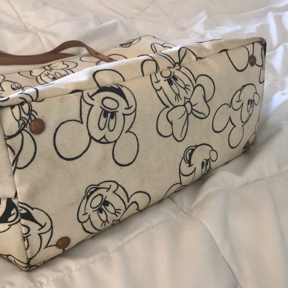 โ SOLD Petunia Pickle Bottom Downtown Tote Disney - Picture 4 of 6